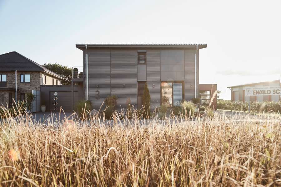 Ny bølge indenfor boligbyggeri med stålprofiler, Nylanndamm in 24980 Schafflund